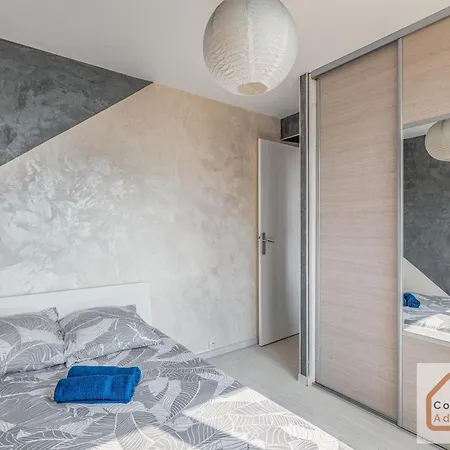 Appartement Jolie T3 50m²  à Vénissieux Extérieur photo